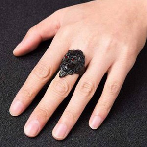 Stylish Metal Lion Ring for Men - Black