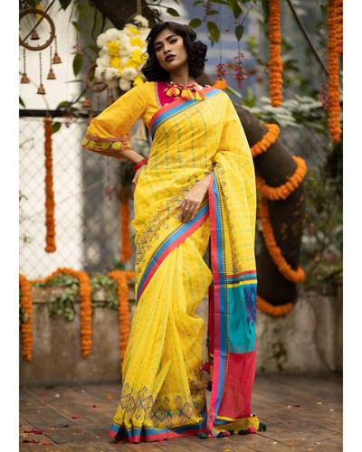 Women's Fashionable Saree