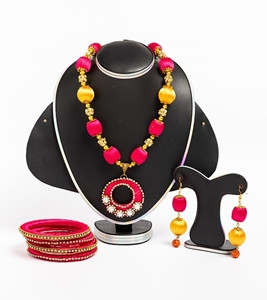 Fashionable Jewellery Set