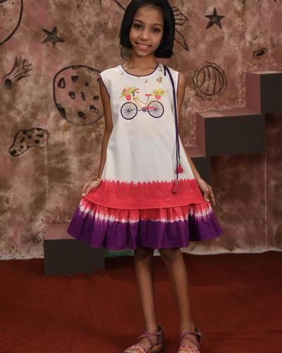 Girls Fashionable Frocks